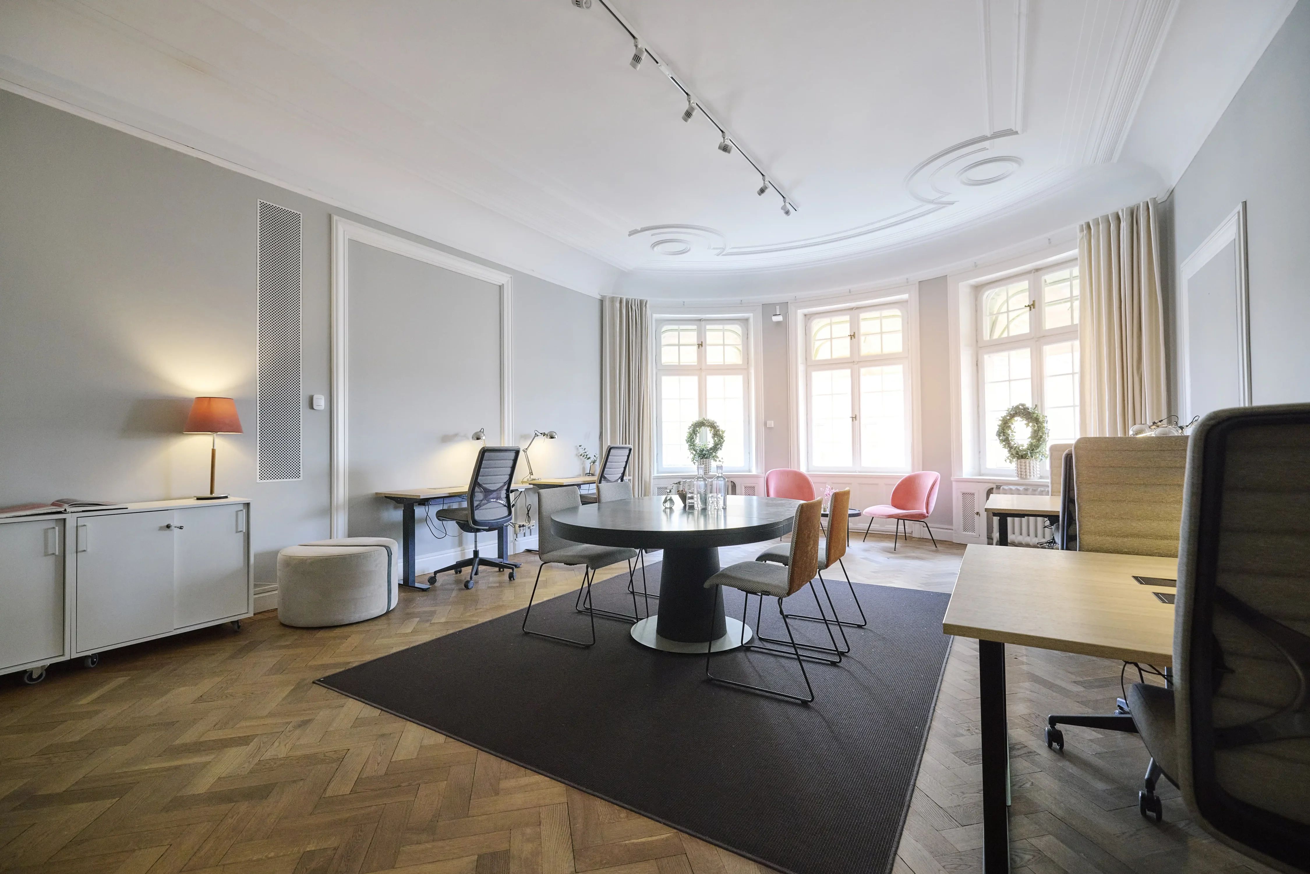 Big Office