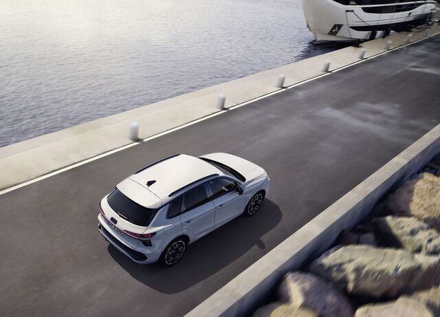 Audi Q3 e-hybrid — bild 1
