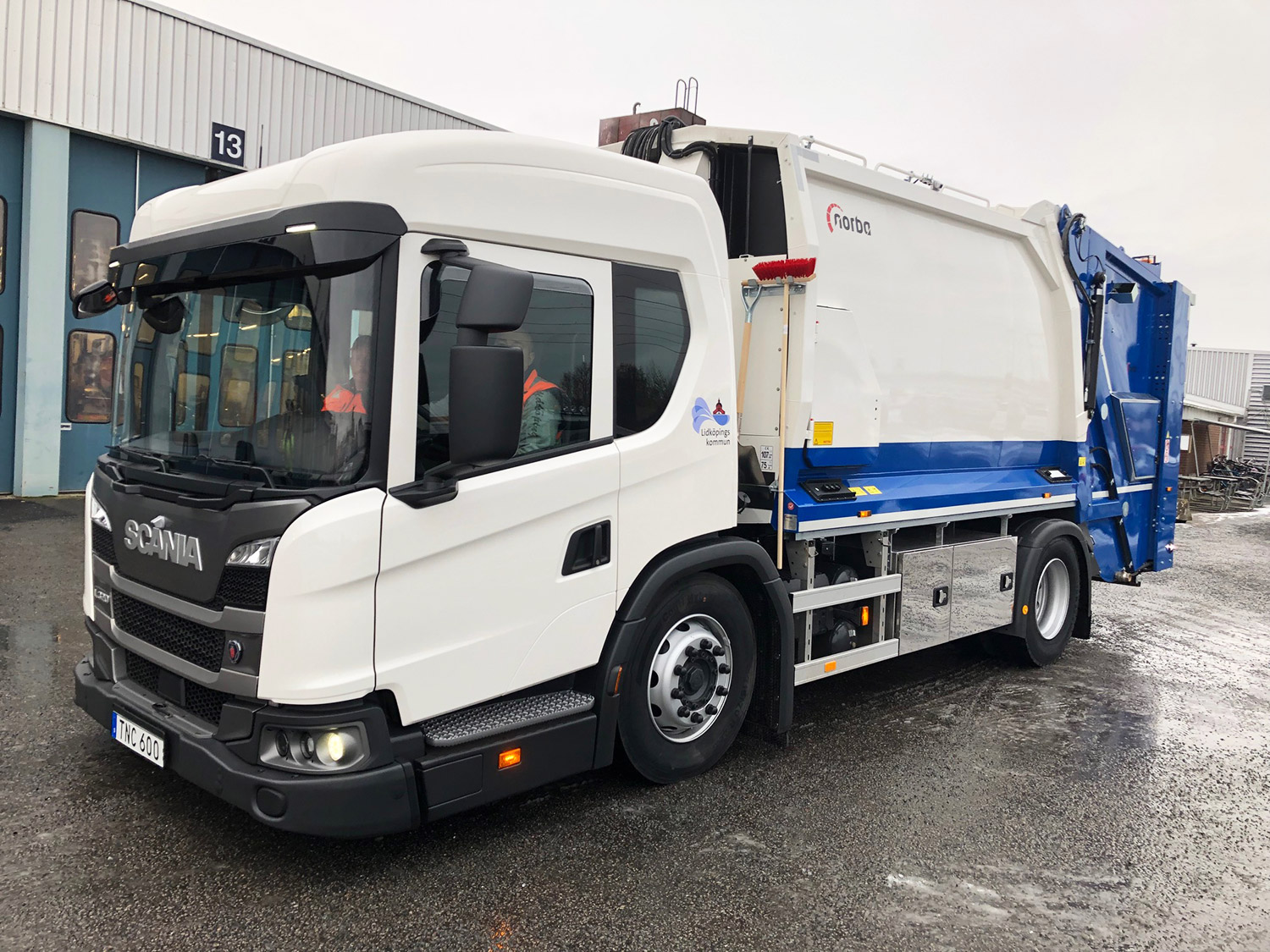 Lidköpings Kommun – Scania L320